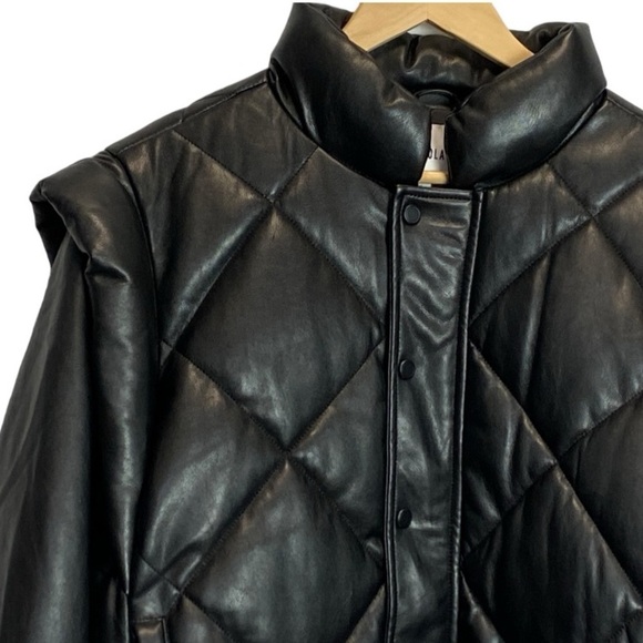 Pistola Callista Puffer Jacket with Removable Sleeves - Picture 2 of 12